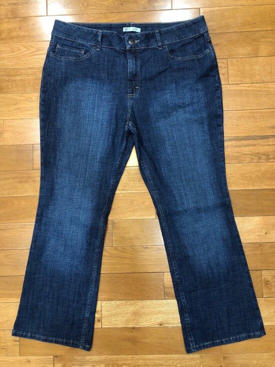 Riders by Lee Denim - NWT Lee Riders Mid Rise Boot Cut Blue Jeans Size 18P Classic Western Inspired